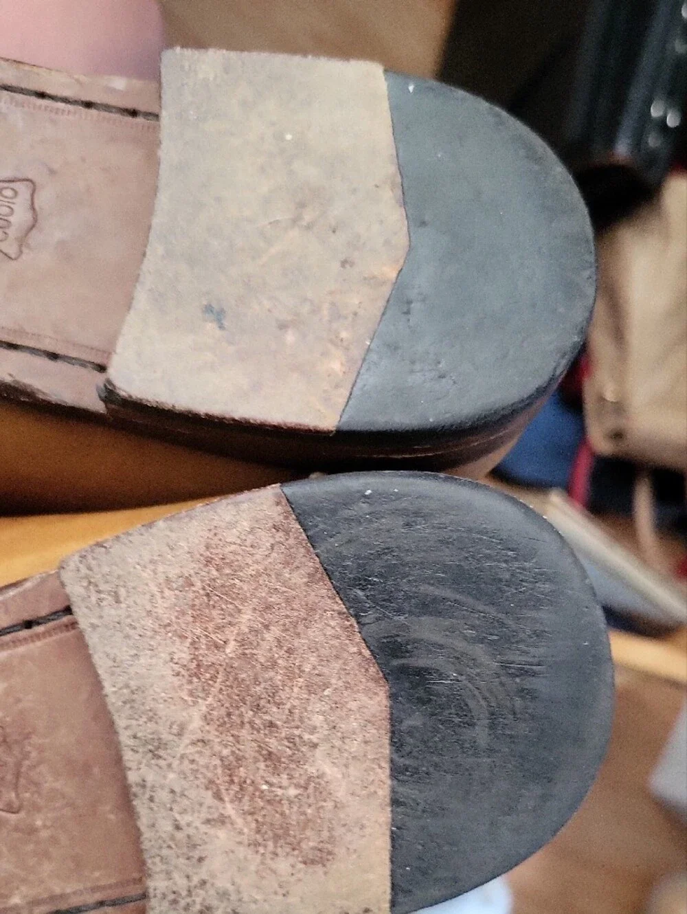 Men's Tan Leather Bit-Detail Slip-On Loafers